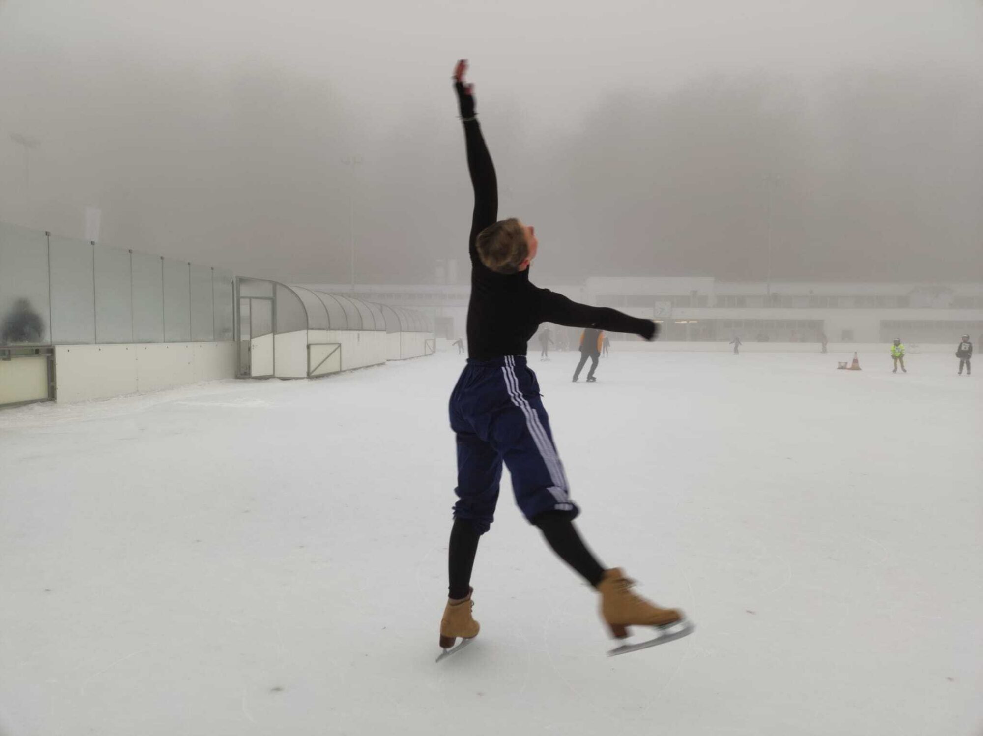 PHOTO 2021 12 22 18 22 59