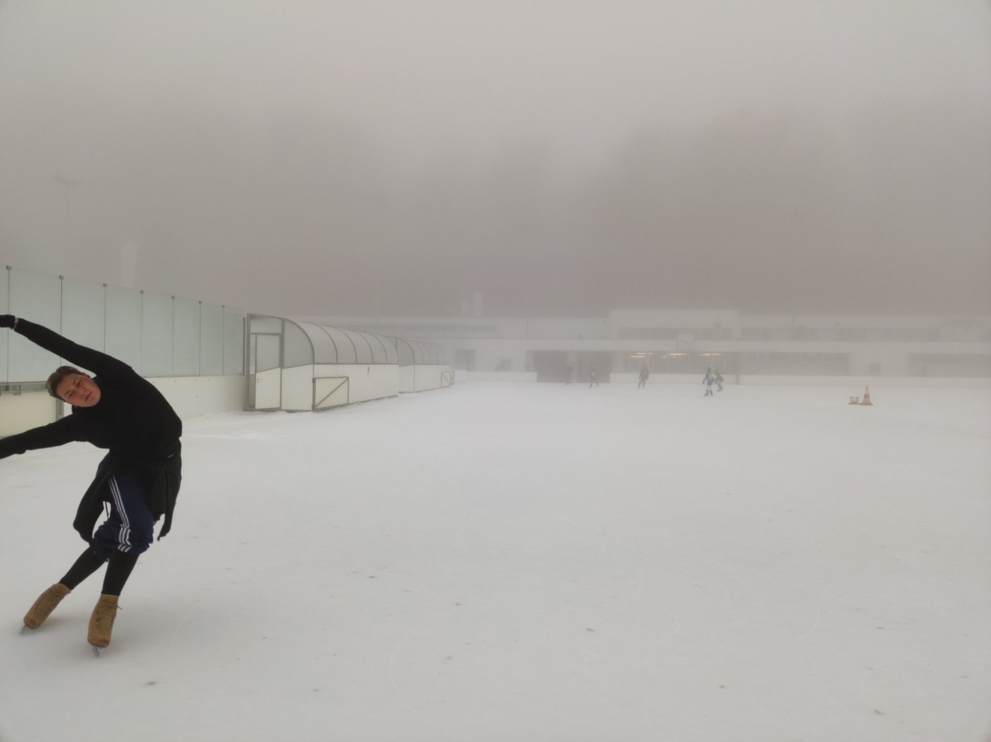 PHOTO 2021 12 22 18 25 48